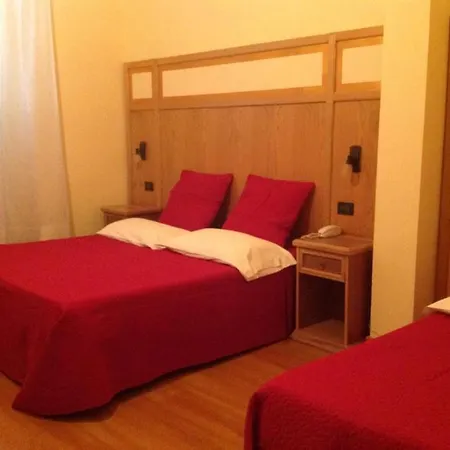 Hotel Ora Domus Viterbo 3*