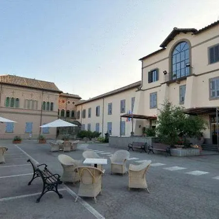 Hotel Ora Domus Viterbo 3*