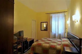 Hotel Ora Domus Viterbo 3*