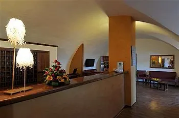 Ora Domus Viterbo Витербо